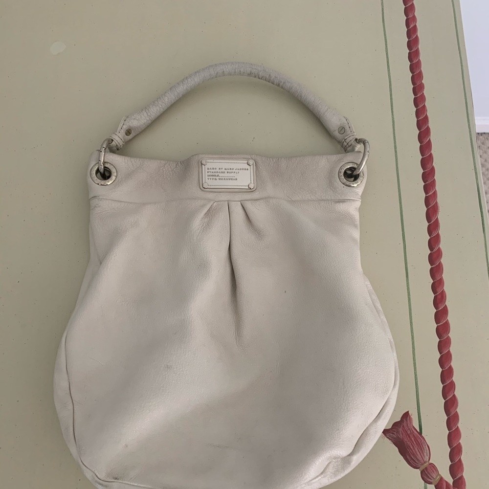 Marc Jacobs Hobo style